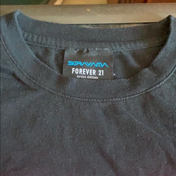 Forever 21 Artist Edition size medium - Picture 3 of 4